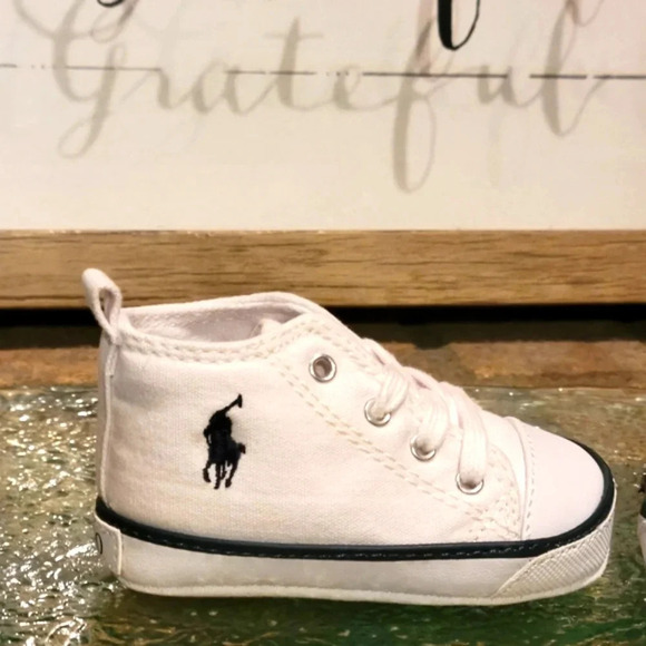 Polo Ralph Lauren Other - Polo Ralph Lauren Hamptyn Hi Layette White Blue Logo Tumbled Pre Walkers Sz 2